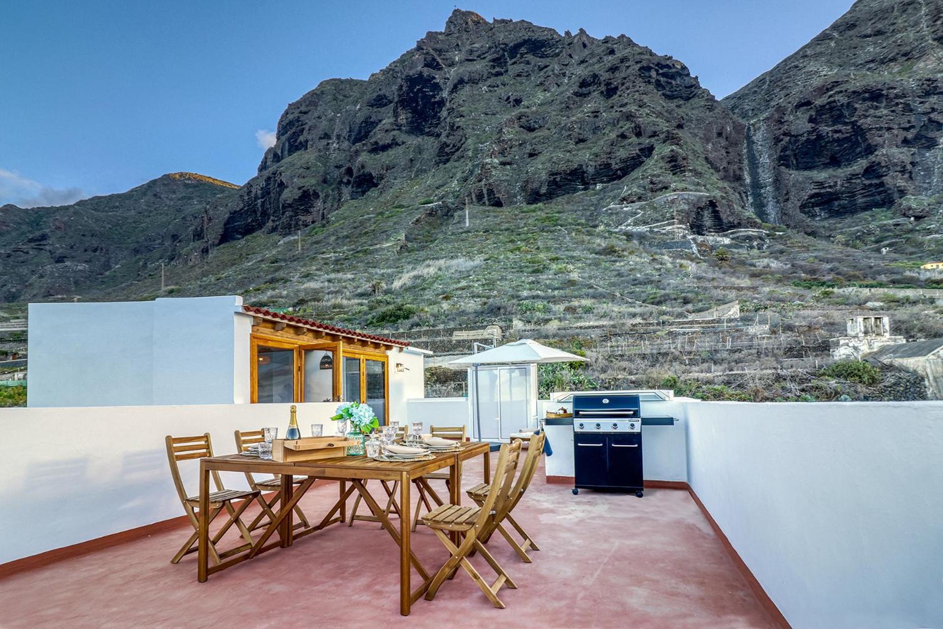 Spacious With Tropical Garden, Bbq, Near Seaside Vakantiehuis