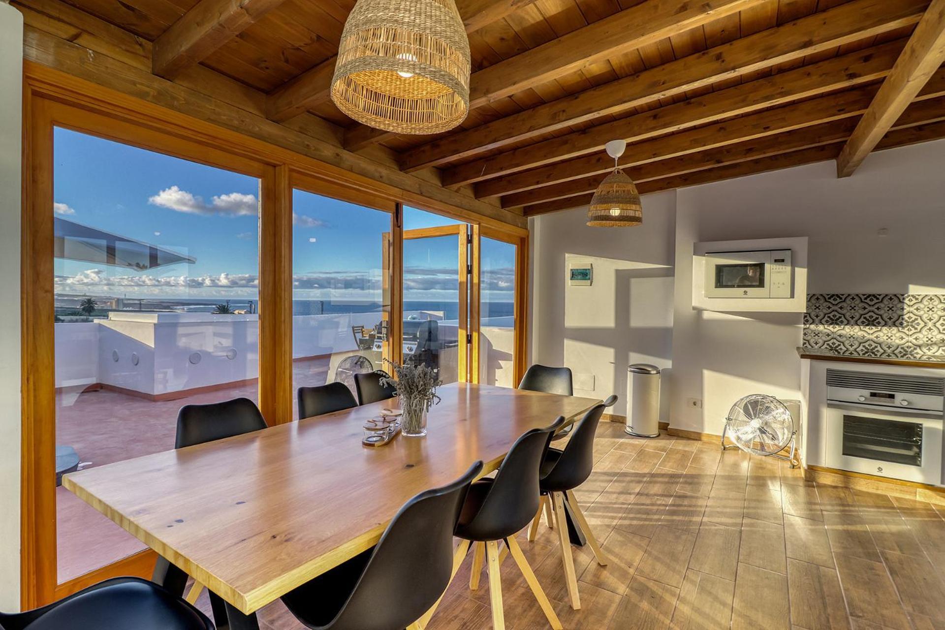 Spacious With Tropical Garden, Bbq, Near Seaside Vakantiehuis
