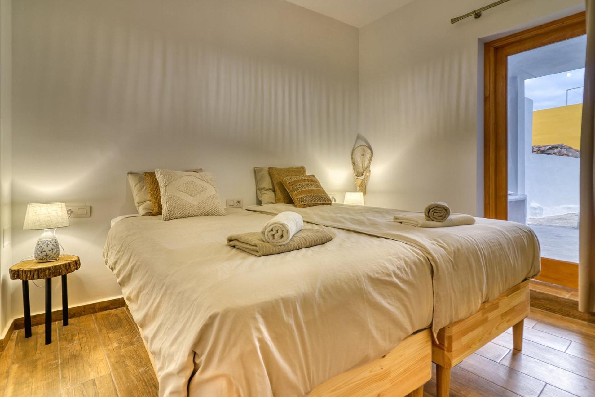 Spacious With Tropical Garden, Bbq, Near Seaside Vakantiehuis